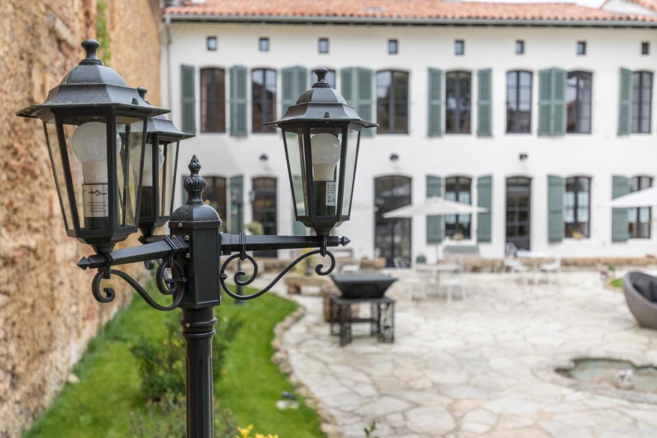 Le Logis D'Augustin Bed & Breakfast Mont-de-Marsan Bagian luar foto