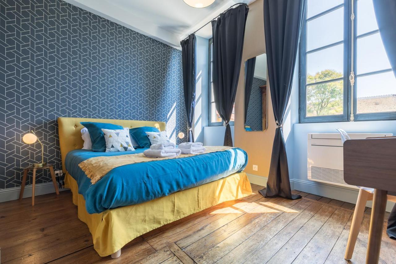 Le Logis D'Augustin Bed & Breakfast Mont-de-Marsan Bagian luar foto